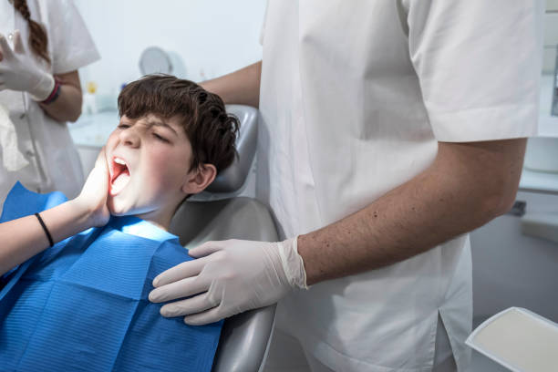 Best Emergency Root Canal Therapy in Edgemont Park, MI